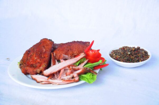 cách pha nước chấm thịt lợn hun khói